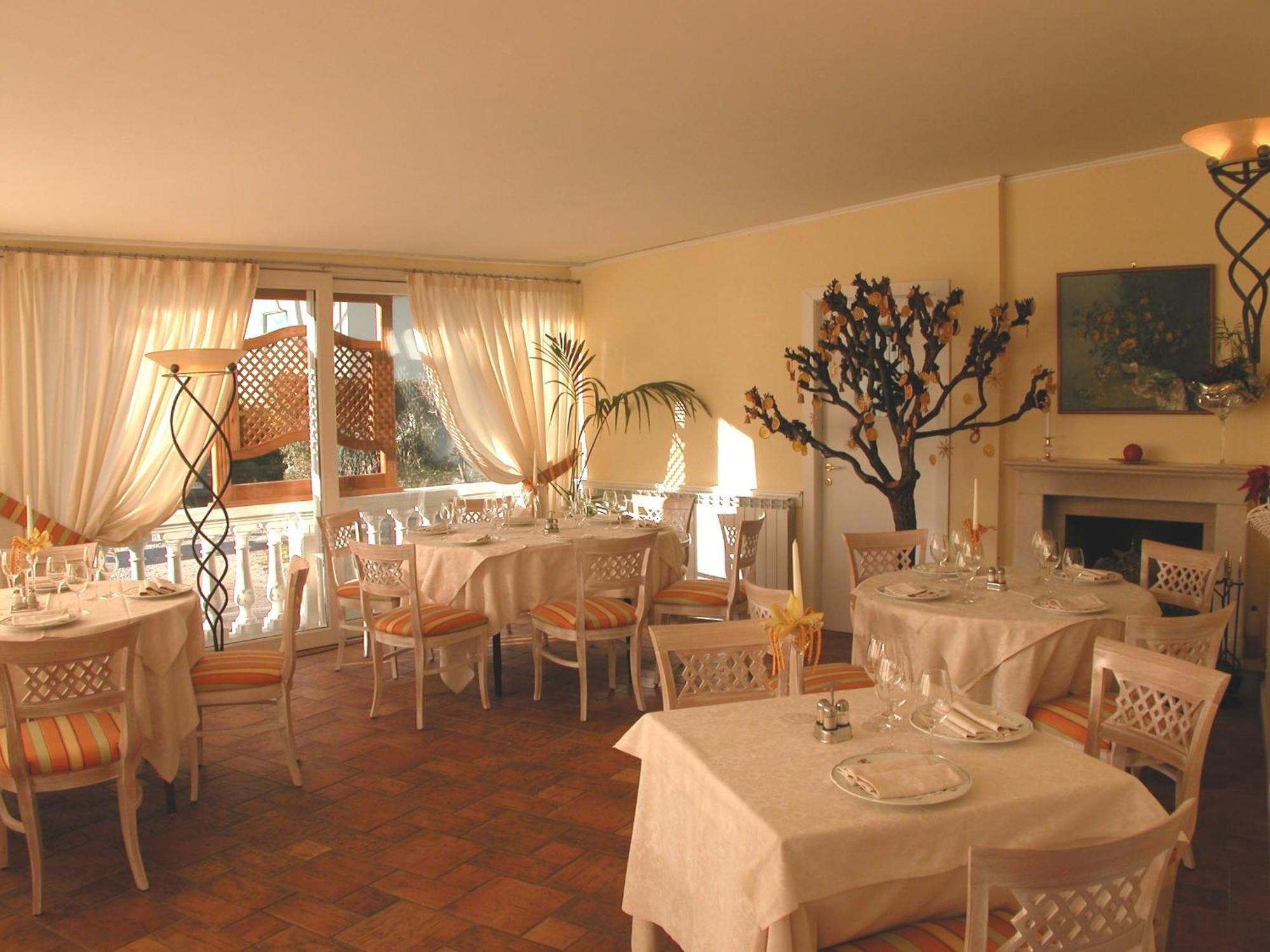 Hotel Olympic Saint-Vincent Buitenkant foto