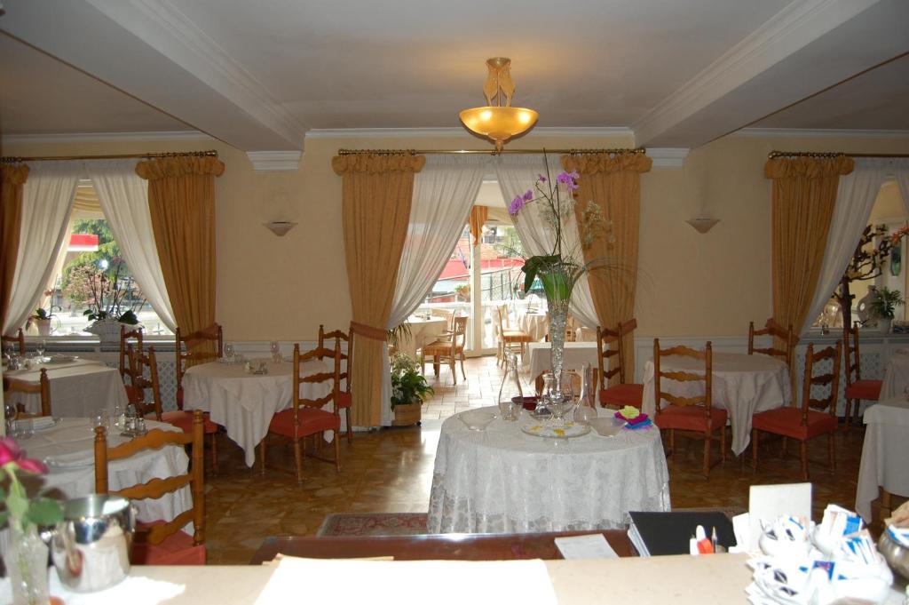 Hotel Olympic Saint-Vincent Buitenkant foto