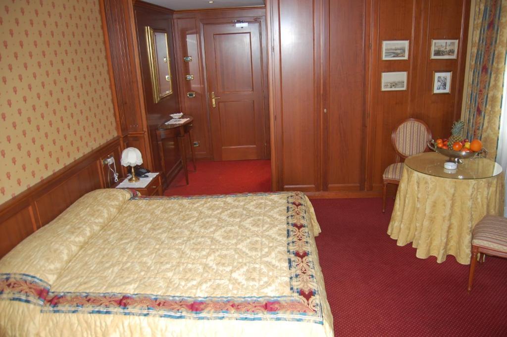 Hotel Olympic Saint-Vincent Buitenkant foto